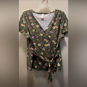 Floral Mock-Wrap Top 🌼